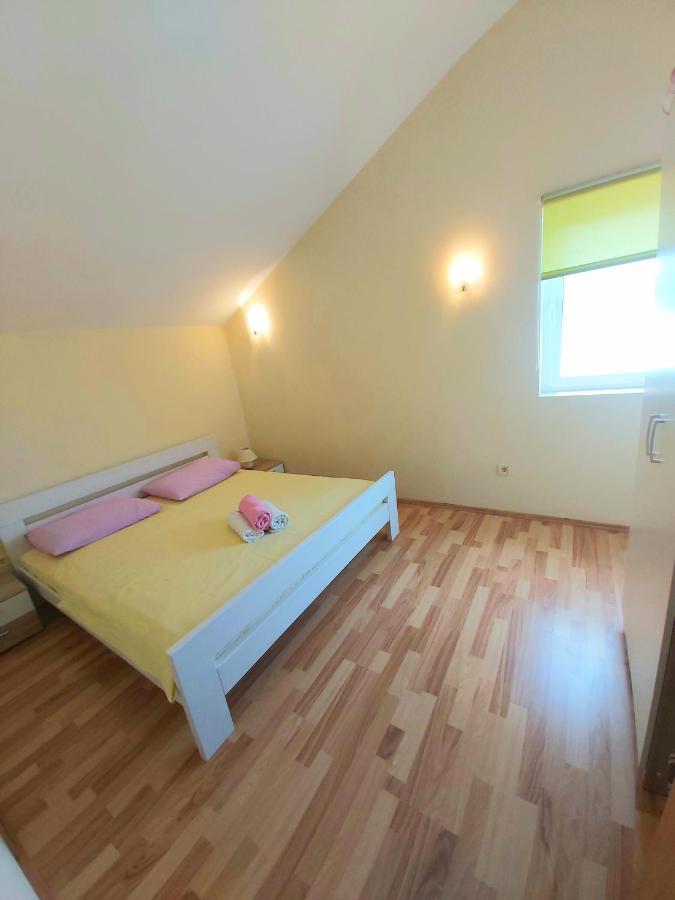 La Meri Čunski Exterior foto